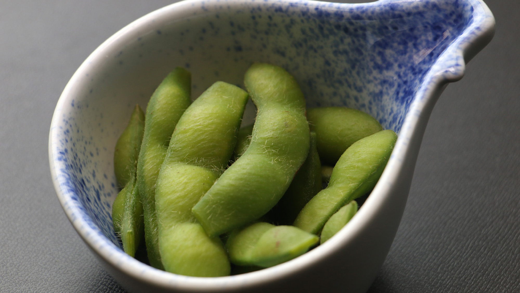 ■秋◇スタンダード一例･･茹でたての名物だだ茶豆でお酒もすすみますね。