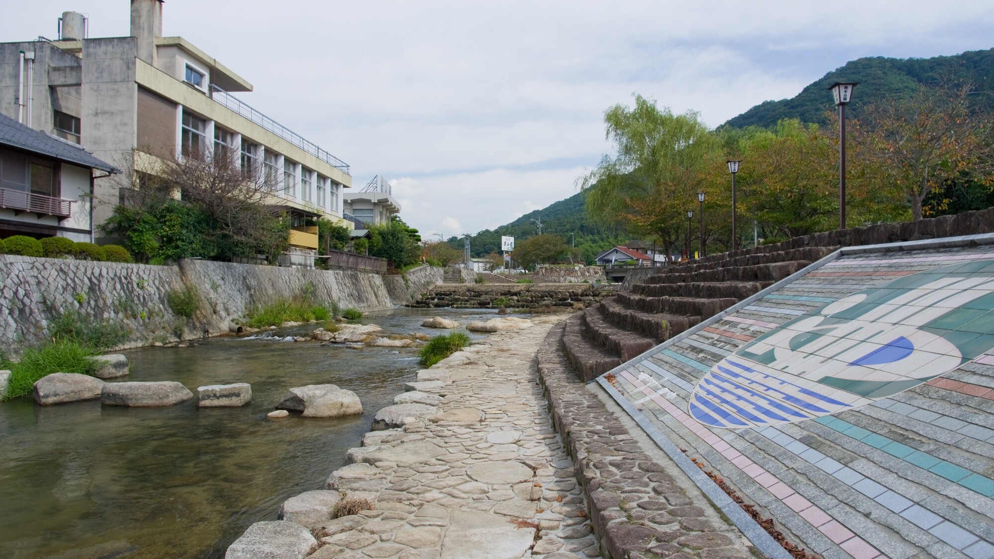 湯野温泉（ホテルより車で約30分）