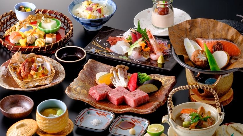 【黒毛和牛ステーキ付●秋のA会席】グレードアップ！A5ランク黒毛和牛をお好みの焼き加減で！＜２食付＞