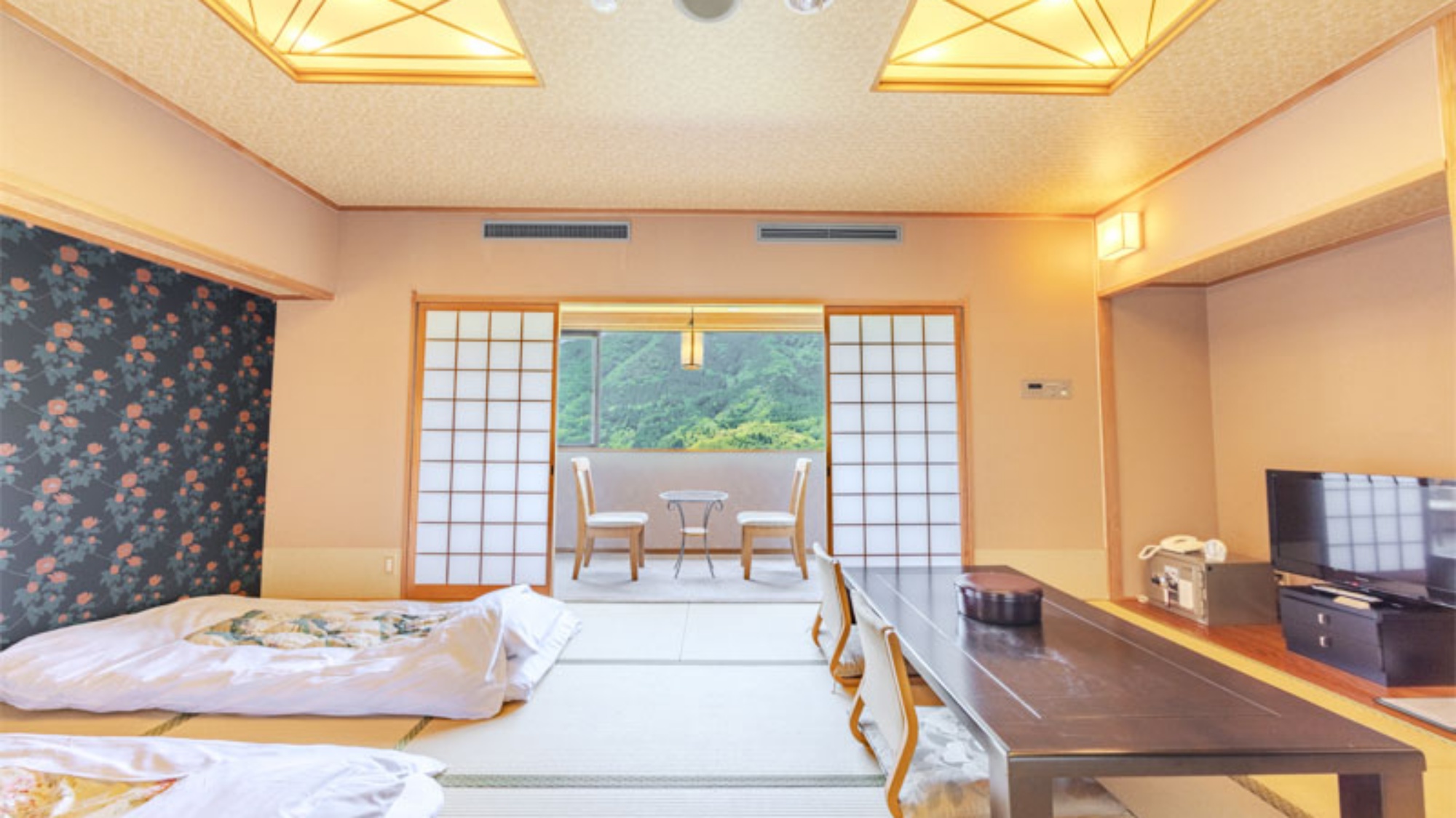 *【和室一例】12畳の一間タイプと6畳二間タイプがございます。
