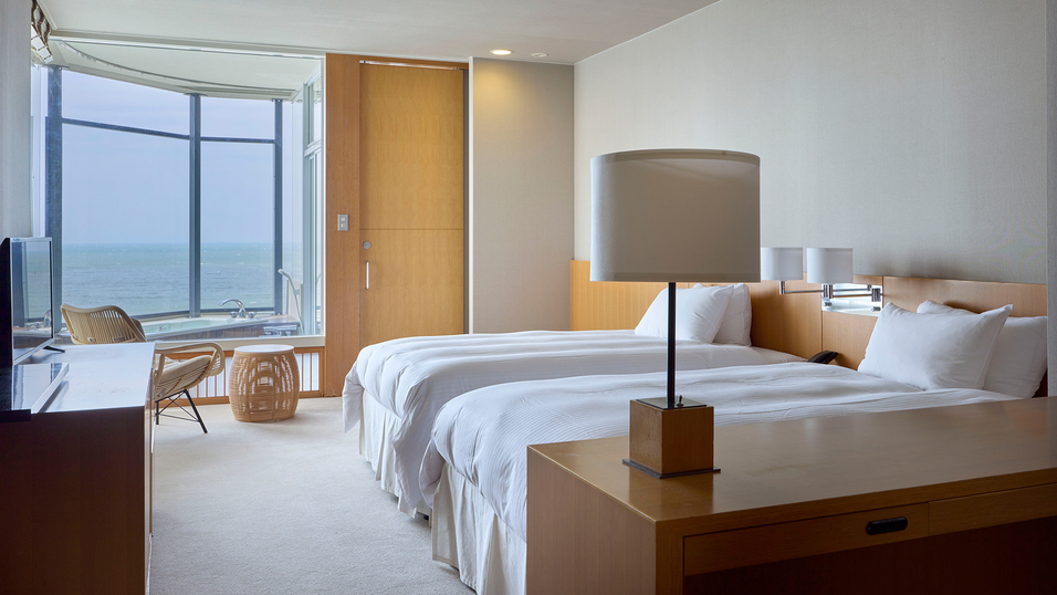 ビーチフロントバス ツインルーム