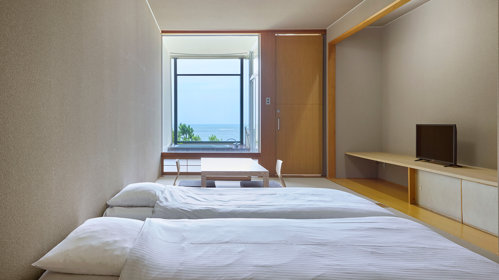 ビーチフロントバス ジャパニーズルーム