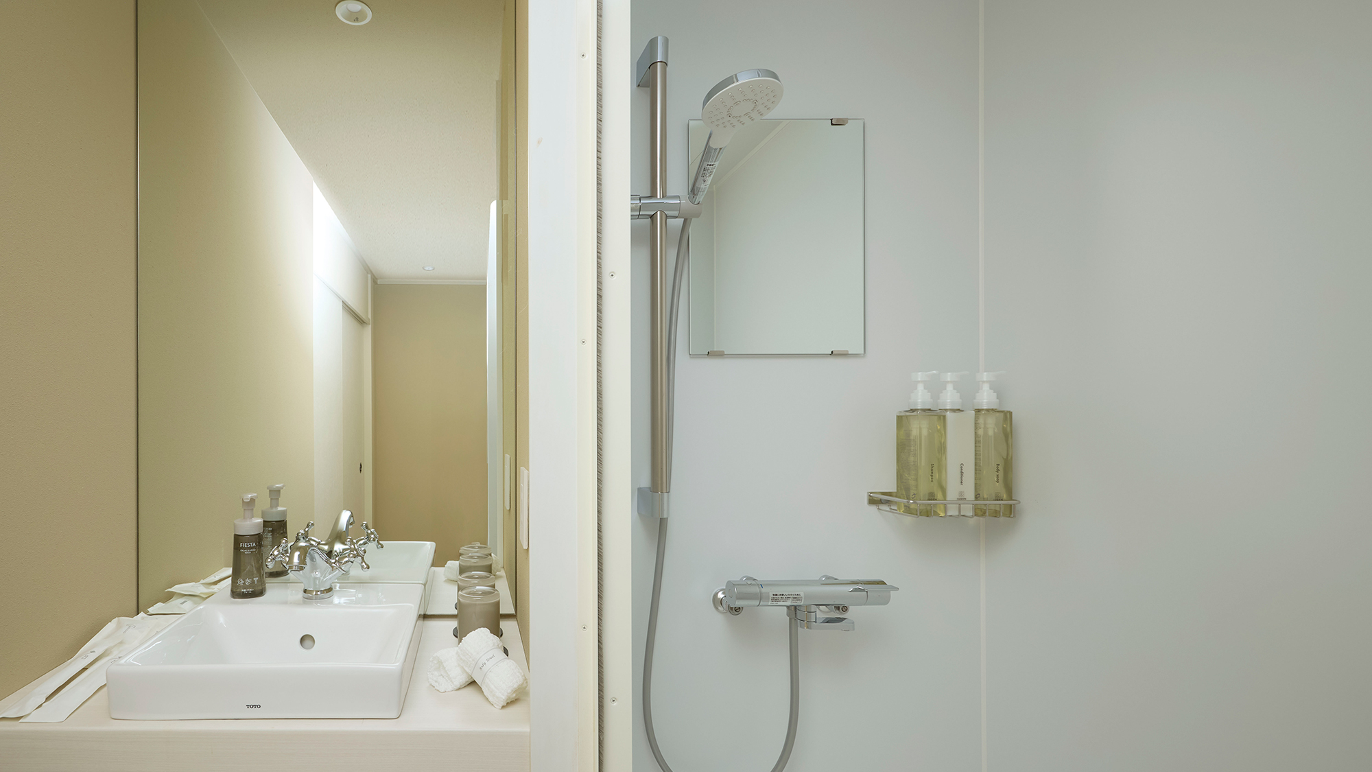 スタンダード・モデレートタイプの浴室廻り