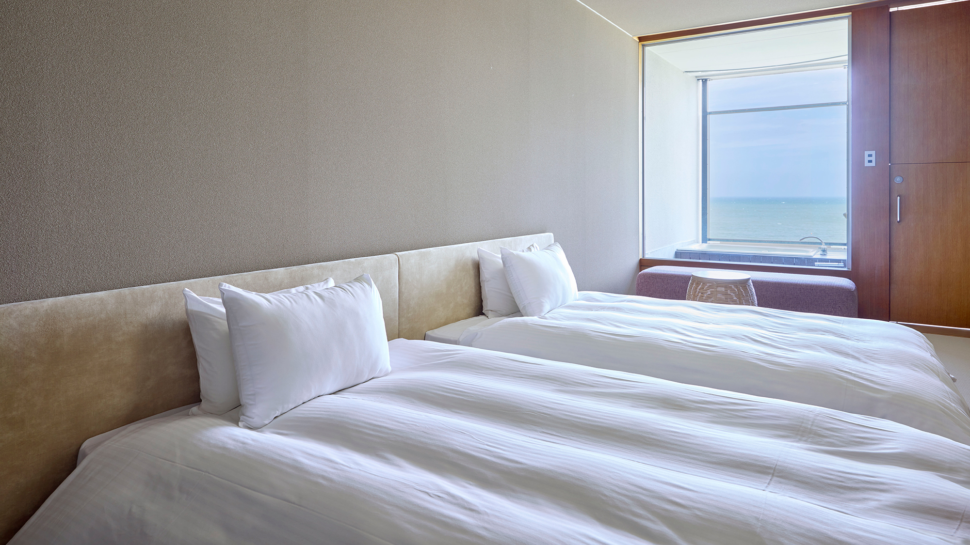 ビーチフロントバス ジャパニーズ・ツインルーム