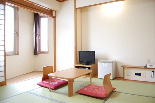 [East Building] Japanese-style room