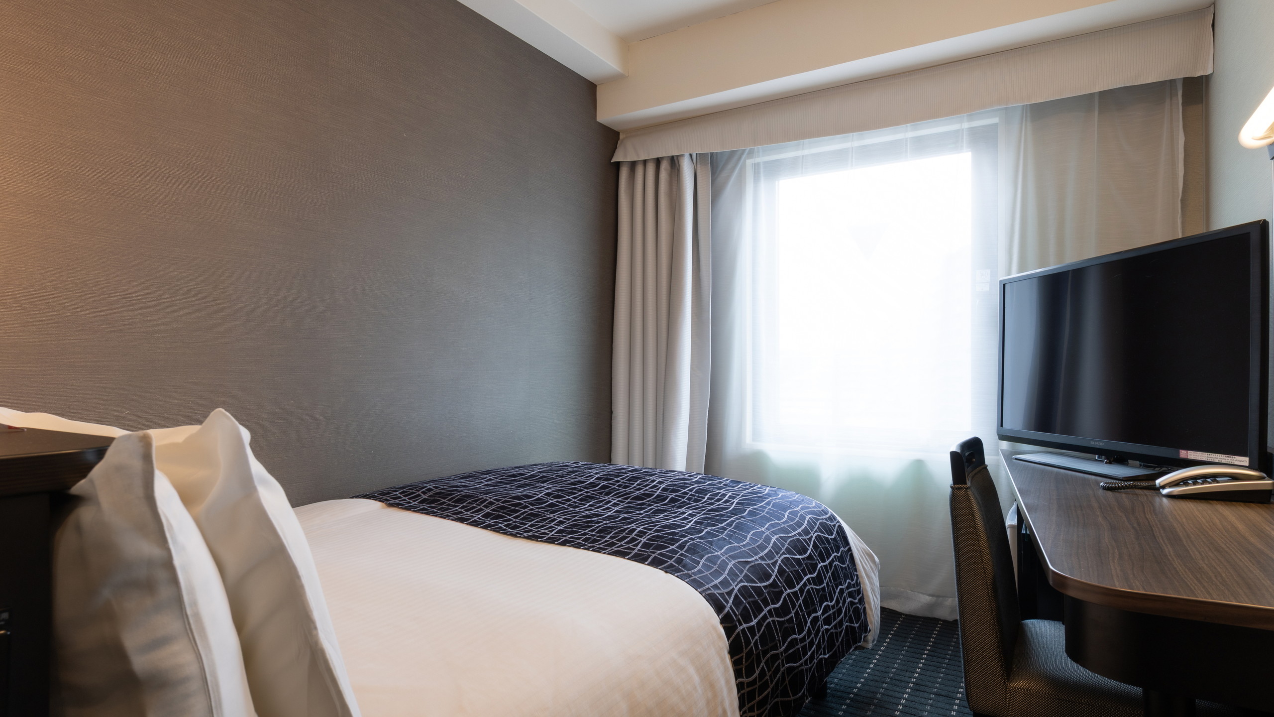 セミダブルルーム