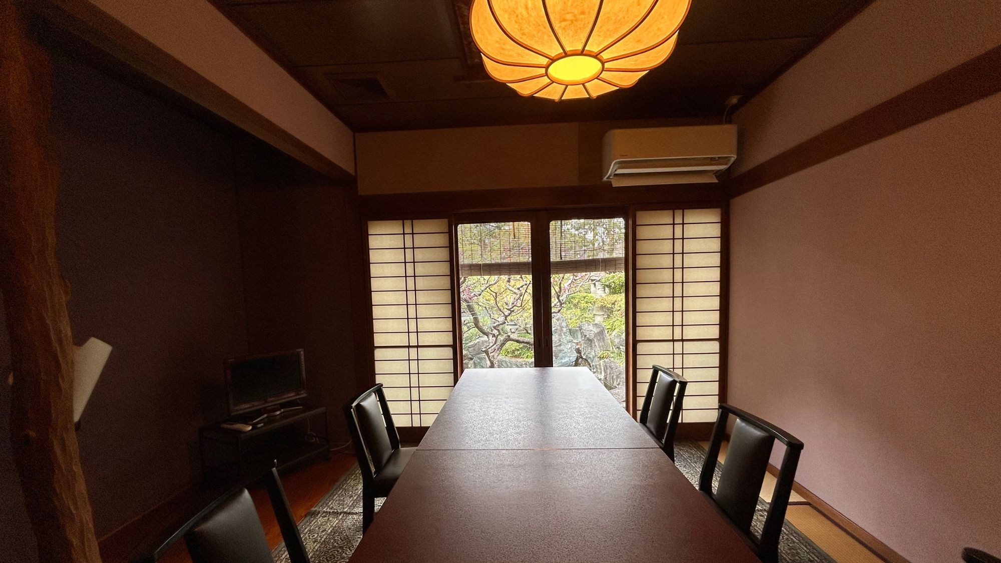 中庭に面したお部屋／客室例