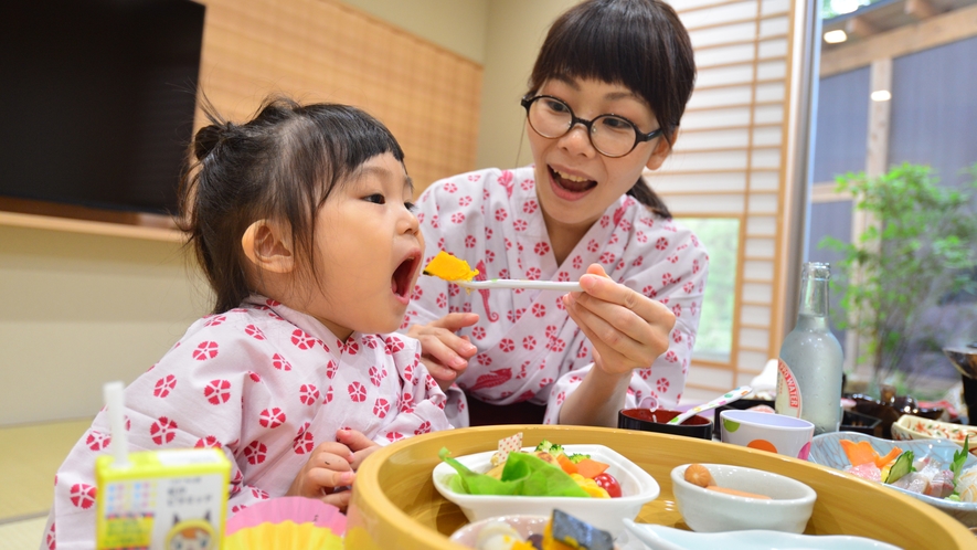 ご夕食は全プランお部屋でご用意いたします。