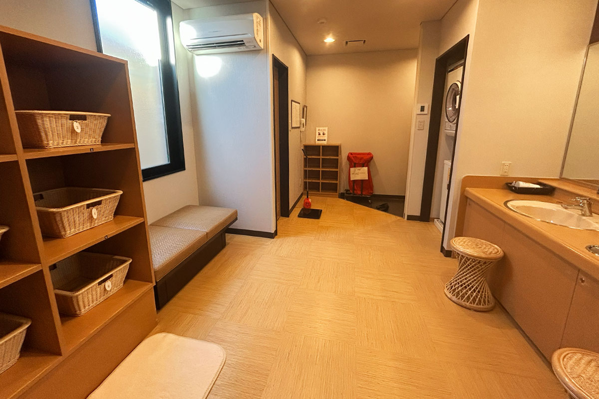 女性大浴場脱衣所②