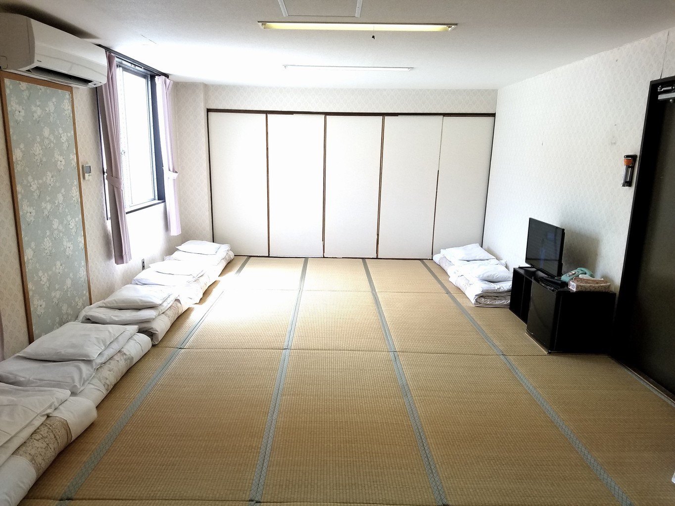 【このお部屋しか空いていなくてごめんなさい】　◆素泊まり◆　天然温泉の大浴場