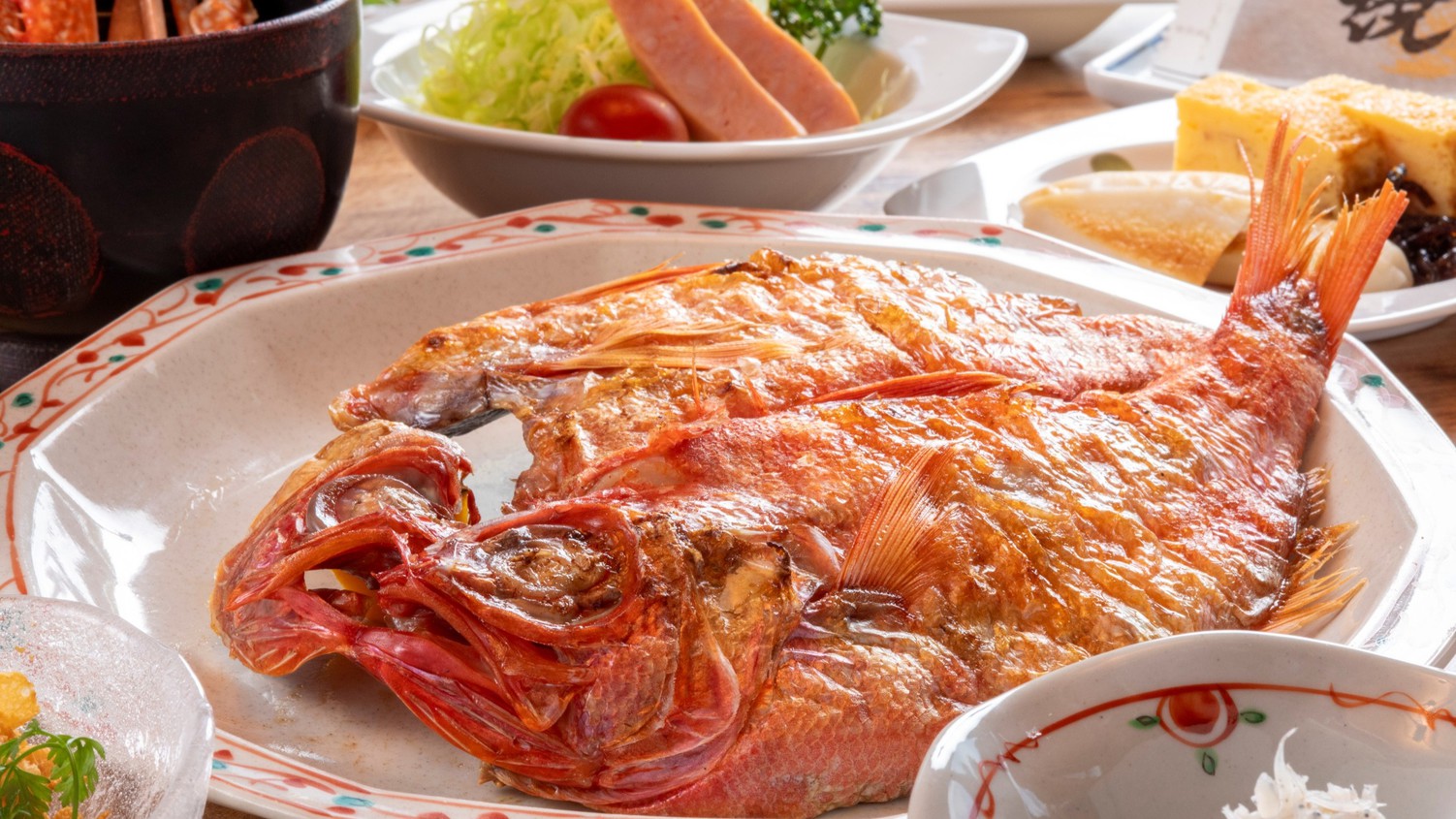 【朝食グレードアップ】ジューシーな金目鯛の干物がメインの和定食★☆最終チェックイン20時♪