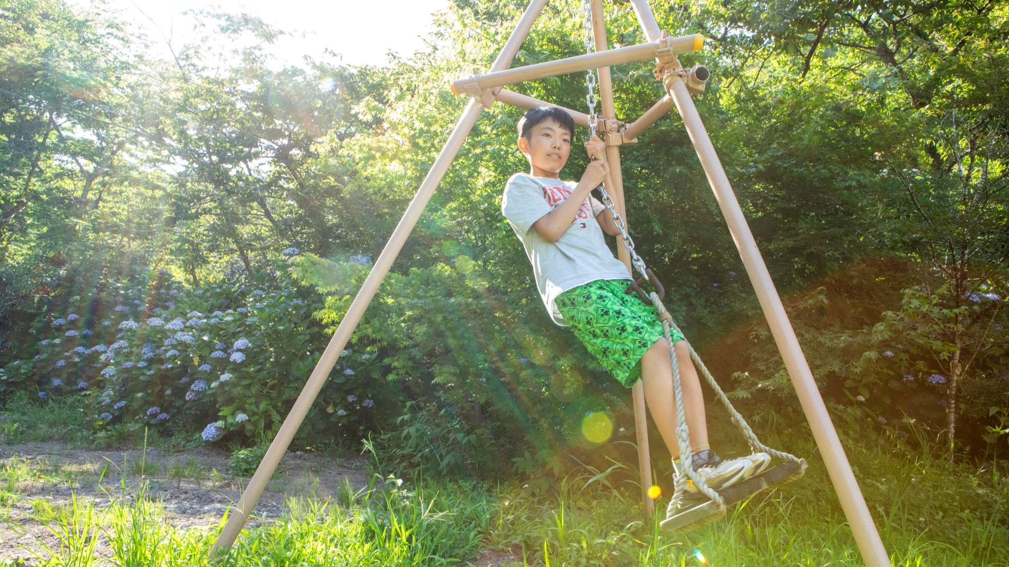 オーナー手作りのブランコで遊ぼう★