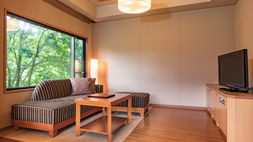 【和風庭園一望 2階和洋特別室 角部屋】源泉掛流し半露天風呂