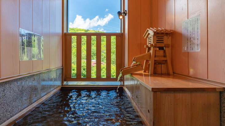 熱川温泉の湯守り文化を体現する温泉櫓モチーフにした、温泉を冷ますための仕掛けを設置しました。