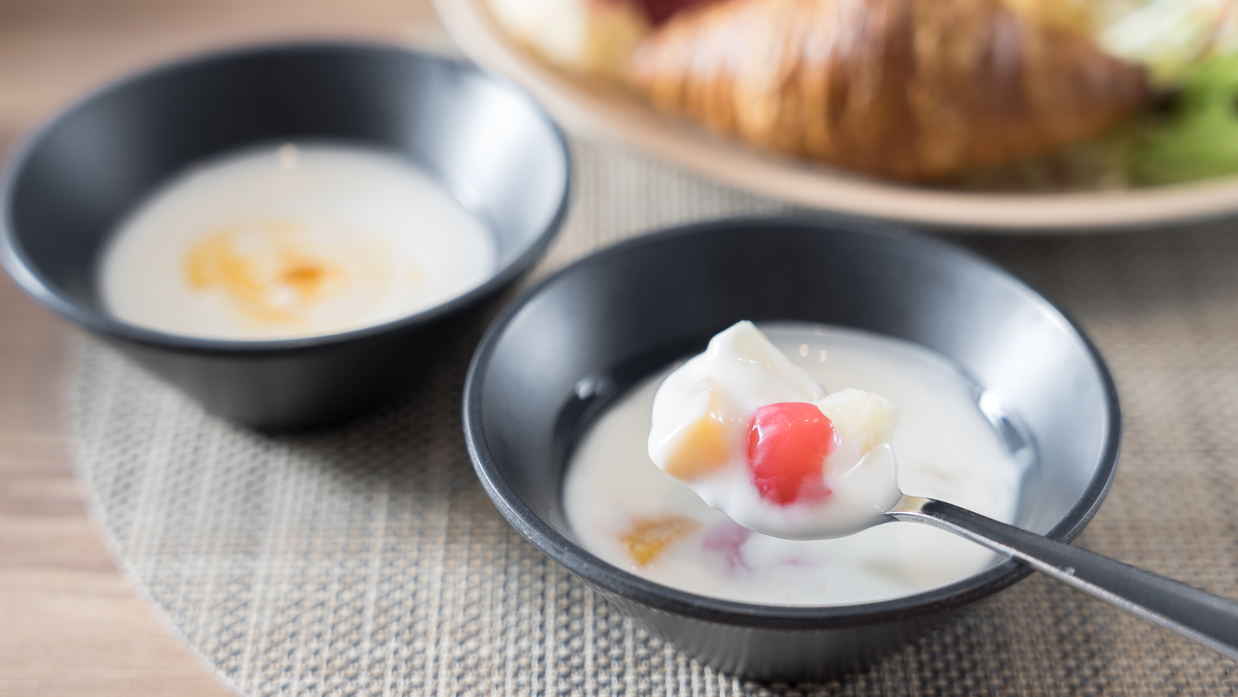 乳酸菌たっぷりのヨーグルトで朝から健康に！