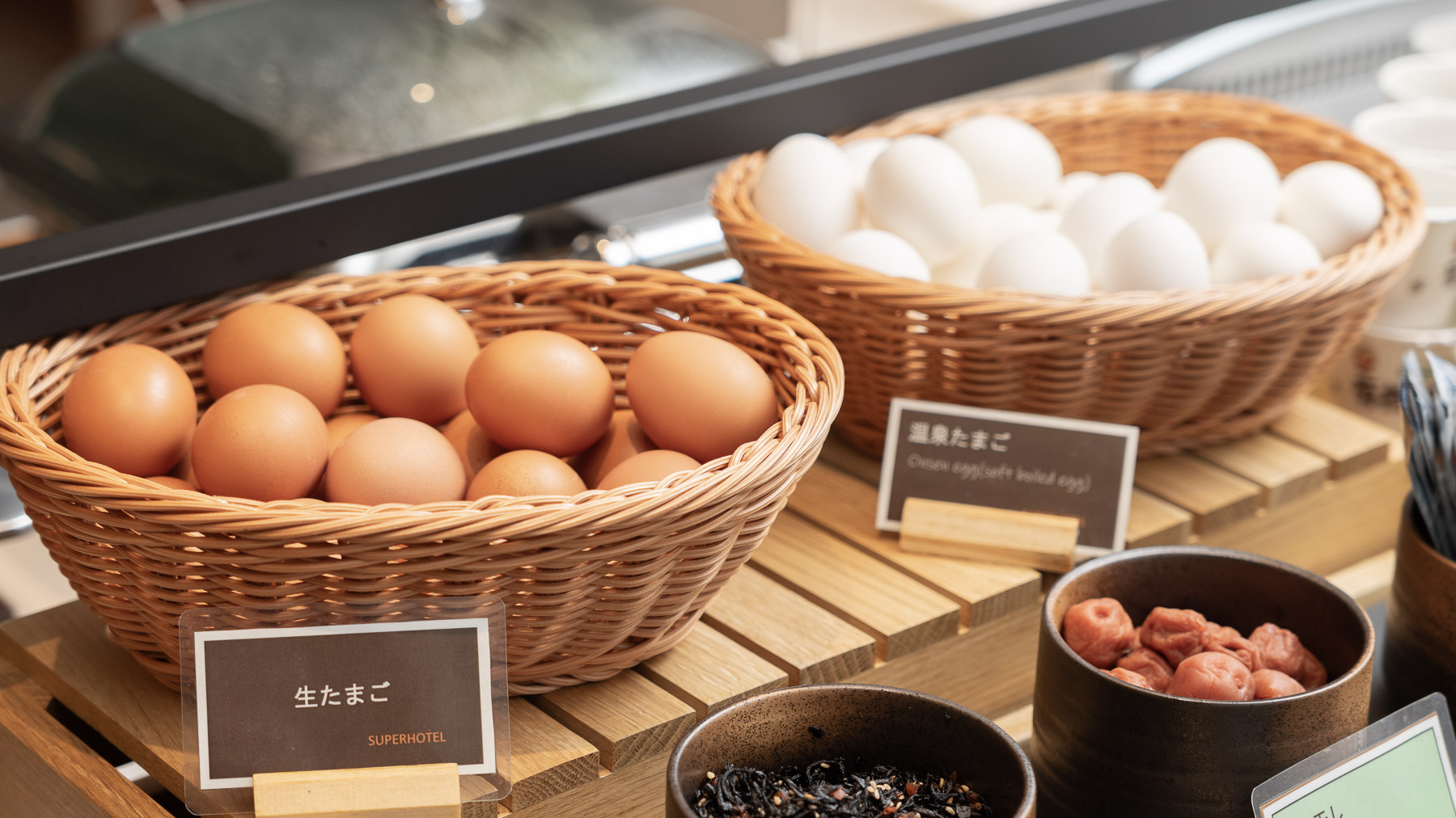 新鮮な生たまごと温泉たまごはごはんと相性抜群です