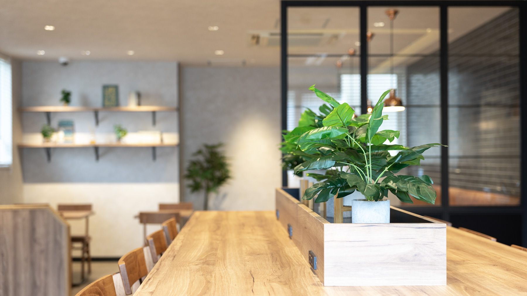 朝は朝食のご提供場所となります