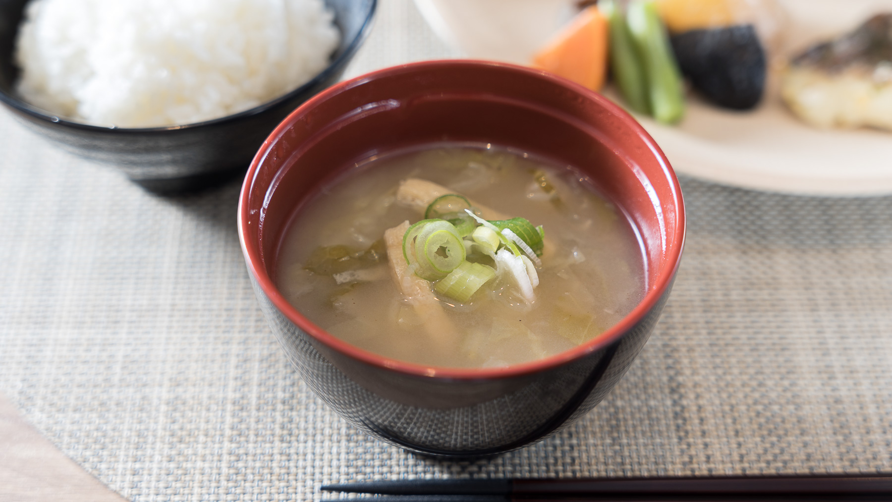 有機大豆・有機米を使用したお味噌汁でほっと一息♪