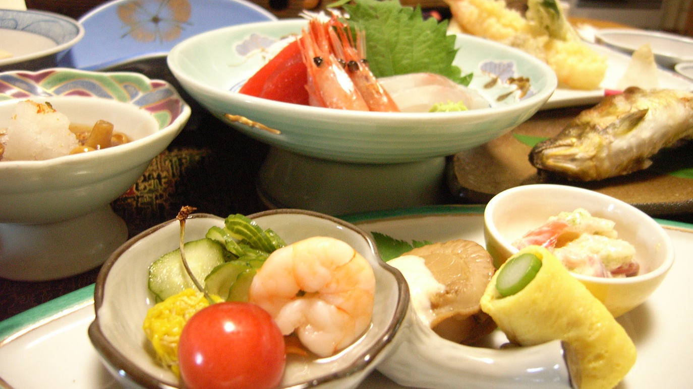 【おまかせ定食付プラン】源泉かけ流しの温泉でしっかり休息！お仕事利用に◎