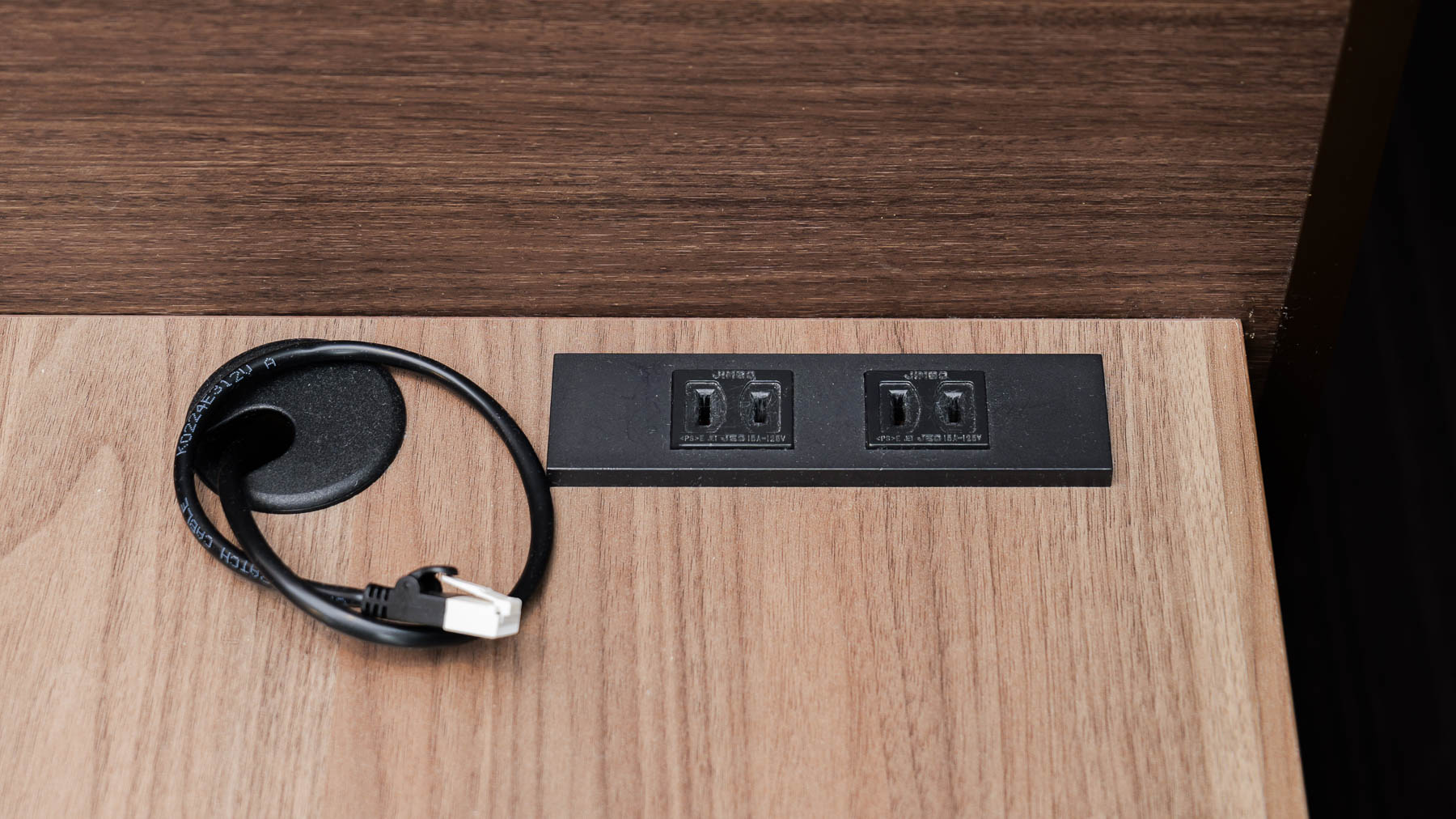 有線ＬＡＮ接続でインターネットもラクラク