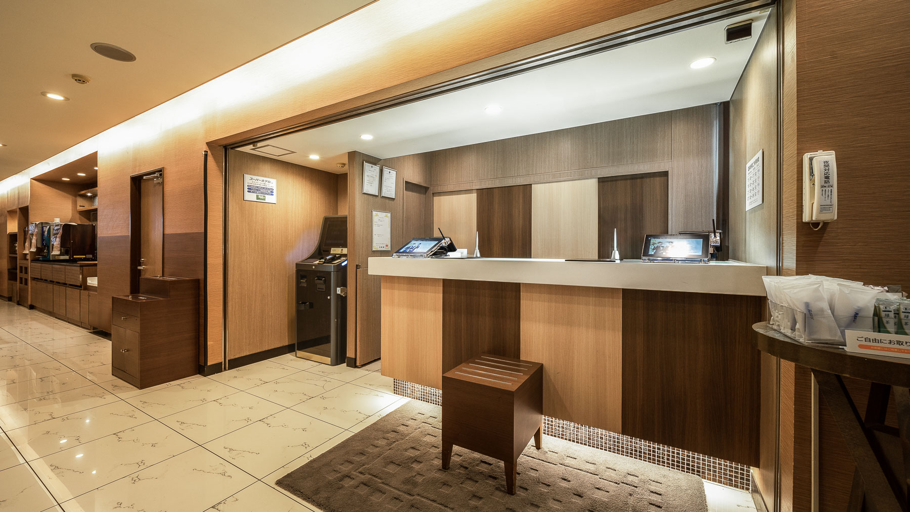 お気軽にお立ち寄りくださいませ