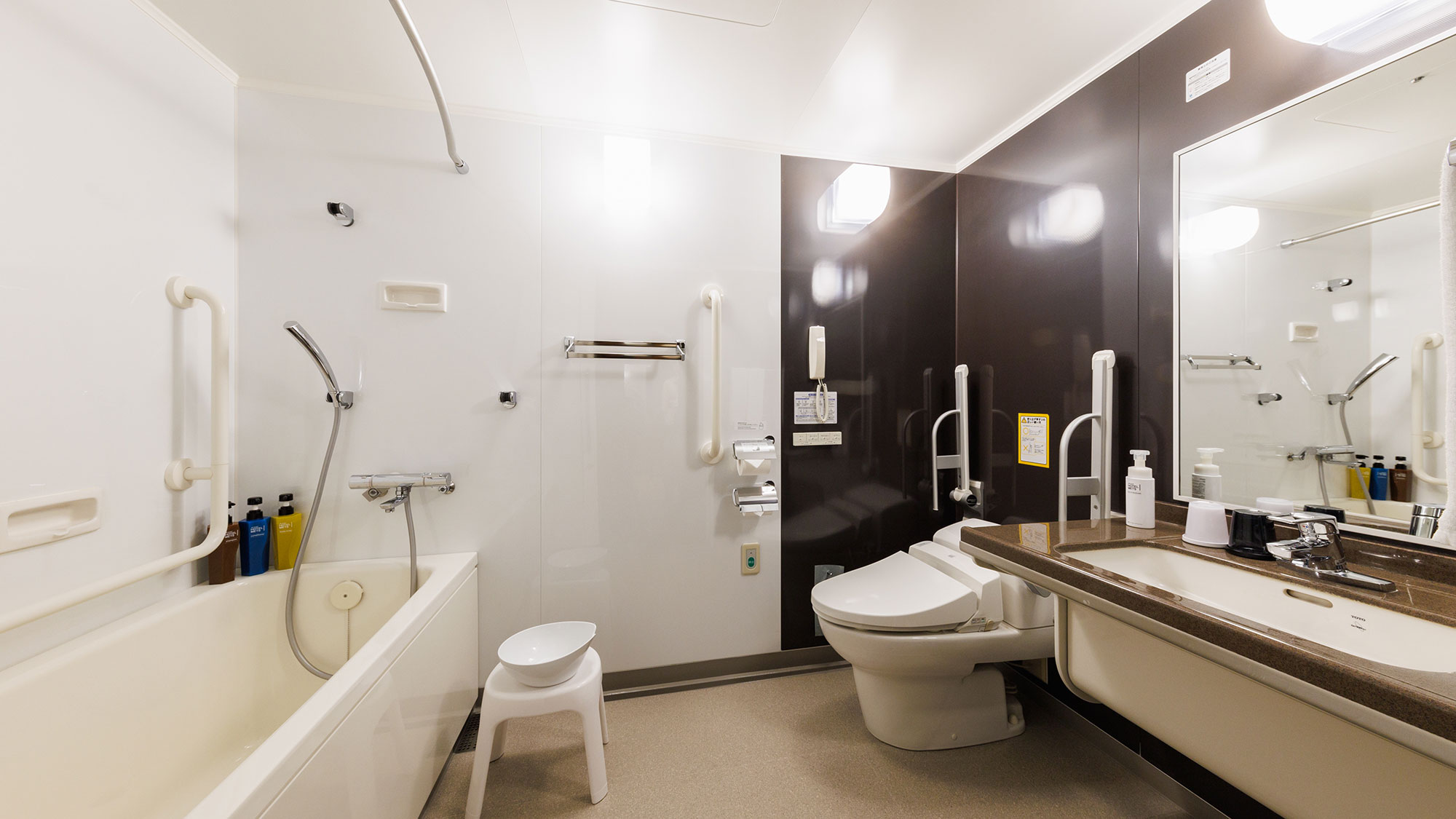 【バスルーム】デラックスツイン