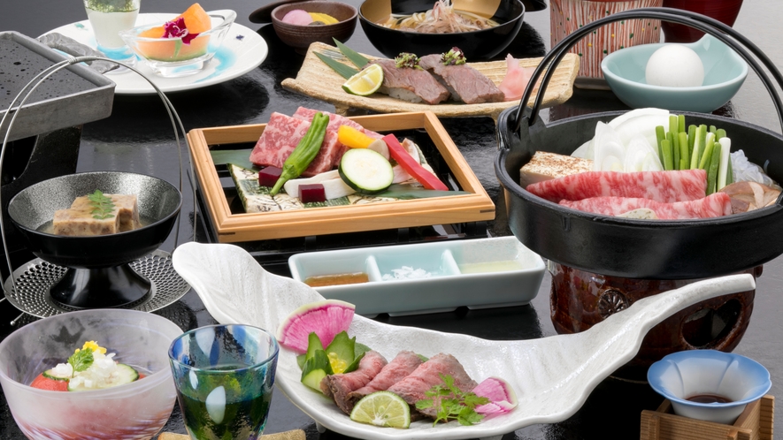 松阪牛づくし会席＜一例＞※季節により調理法や器が異なります。