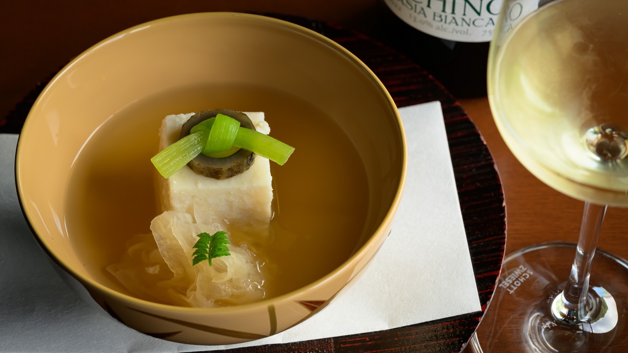 ご夕食時ワンドリンク付〜こだわりの食と温泉に癒される、何もしない贅沢な休日を