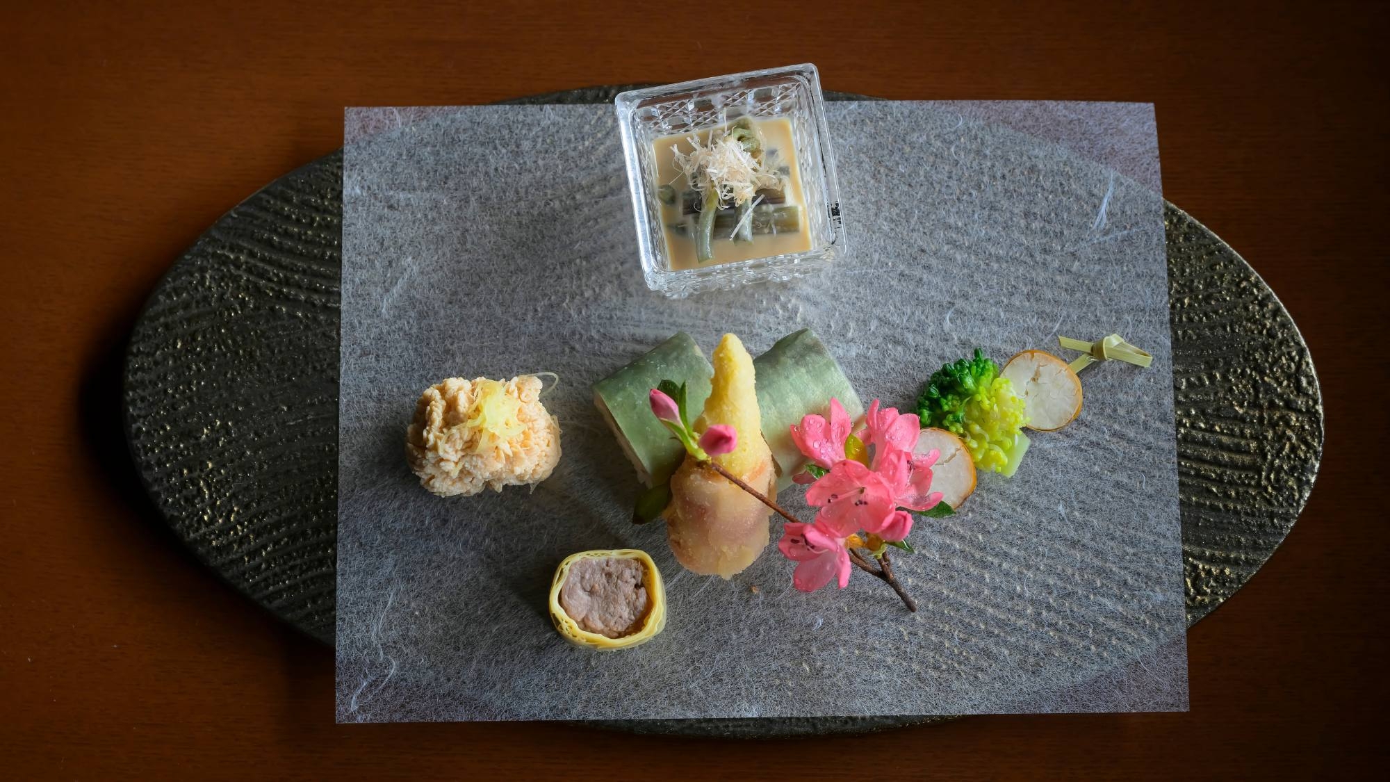 【旬撰×プレミアム】お好みでご滞在をコーディネイト＜選べる特典付＞お料理は特選コース「旬撰百花」