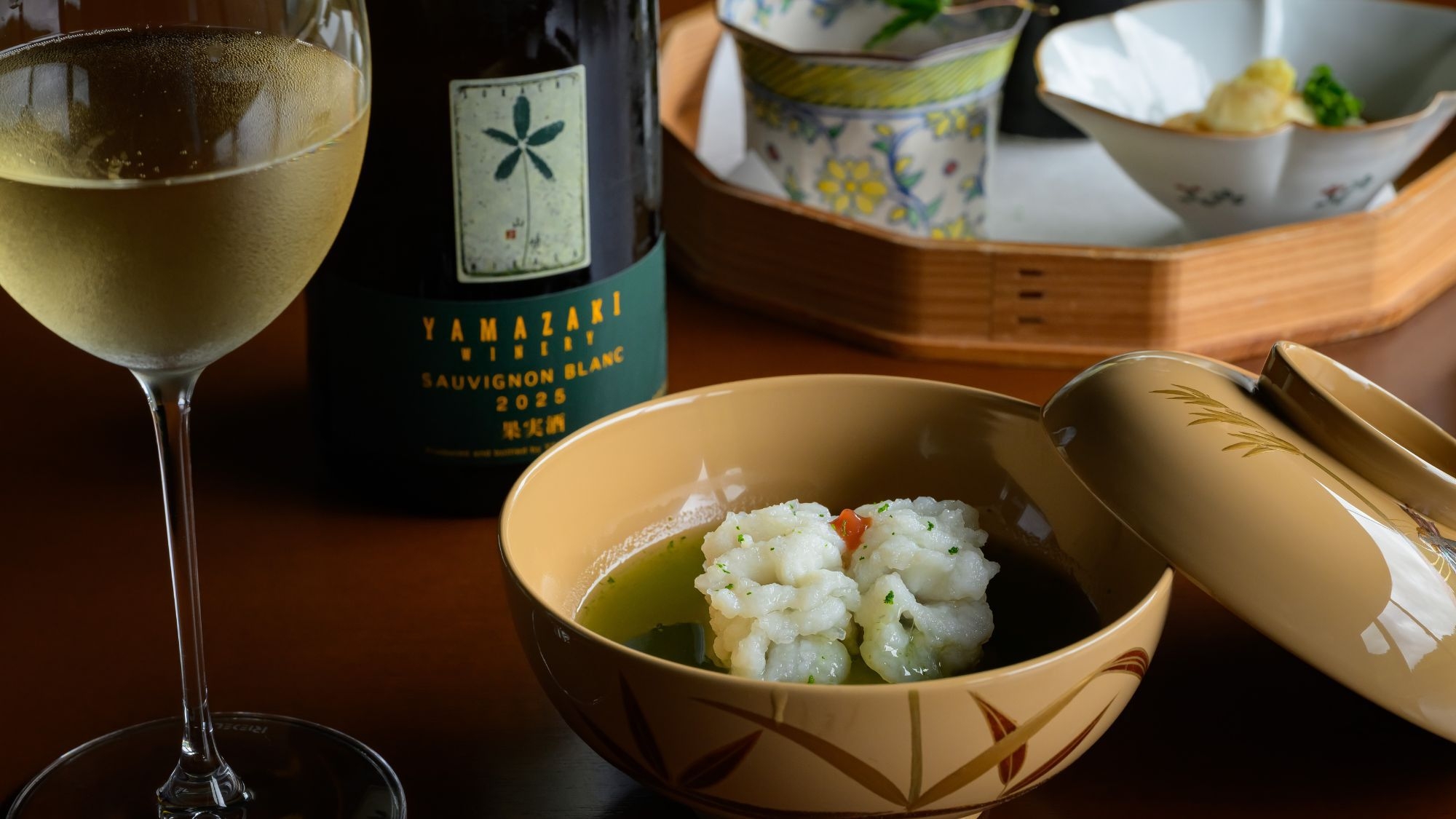 【5％OFF】【楽天スーパーSALE】贅沢な大人の休日〜美食と温泉を楽しむ旅〜ワンドリンク特典付