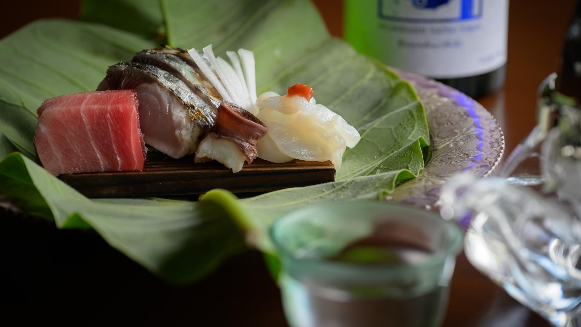 鰆焼き〆と鮪が初夏を引き立てる、皐月のお造り