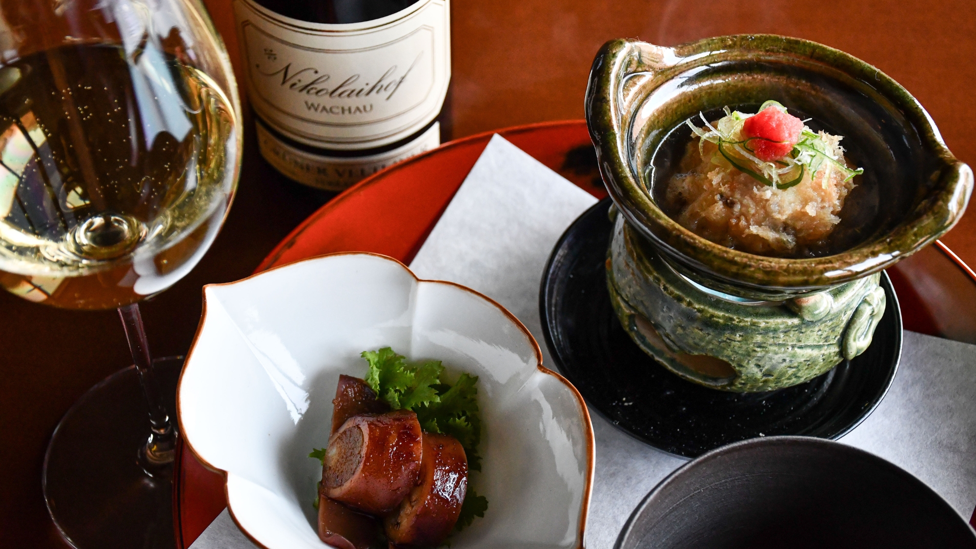 美酒美食をゆっくりと味わう。心満たされるお食事のひとときを。