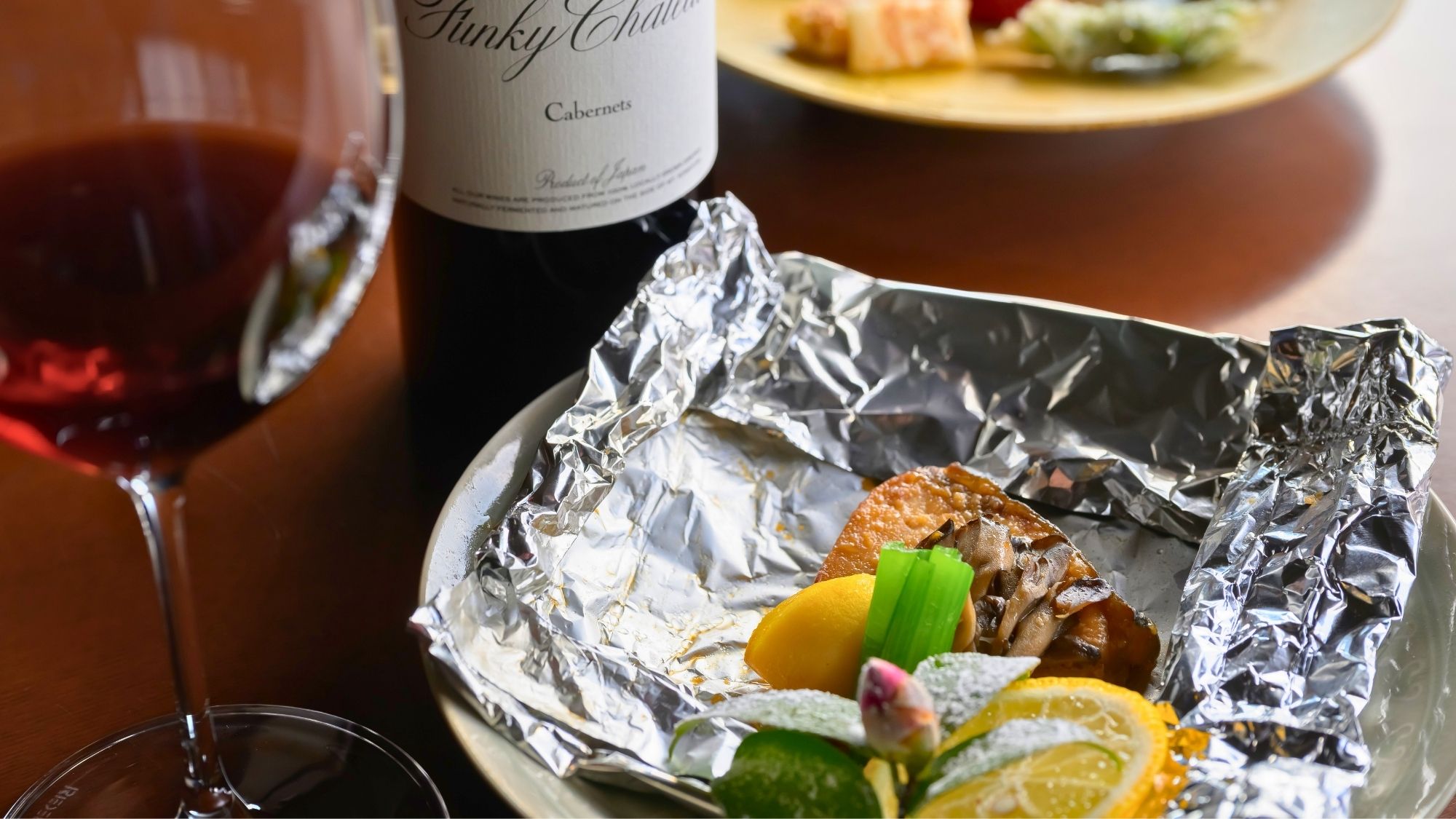 季節の食材を存分に味わう一皿に、こだわりの美酒を合わせて。