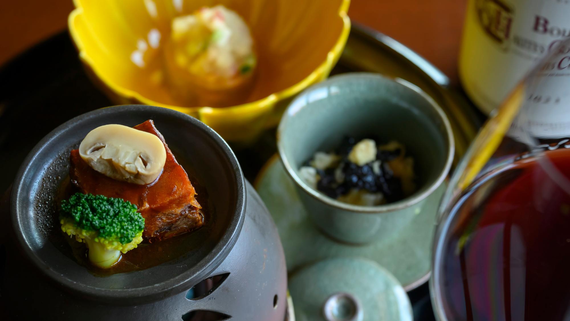 目で見て、味わい、五感が満たされるようなお料理の数々。