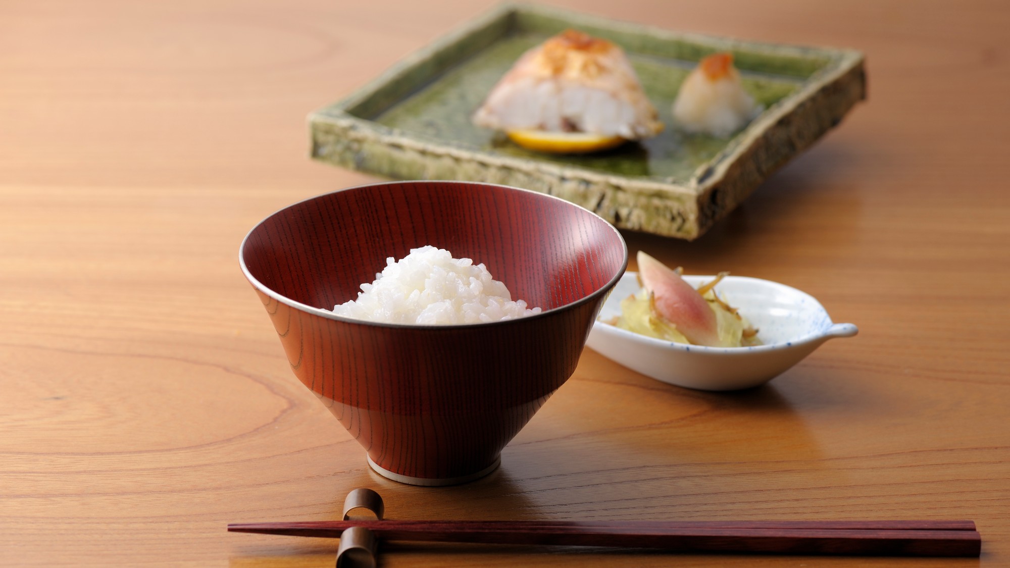 ご朝食は優しいお味で、健康的な和朝食を。