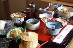 旅館でお食事プラン（夕食付き）