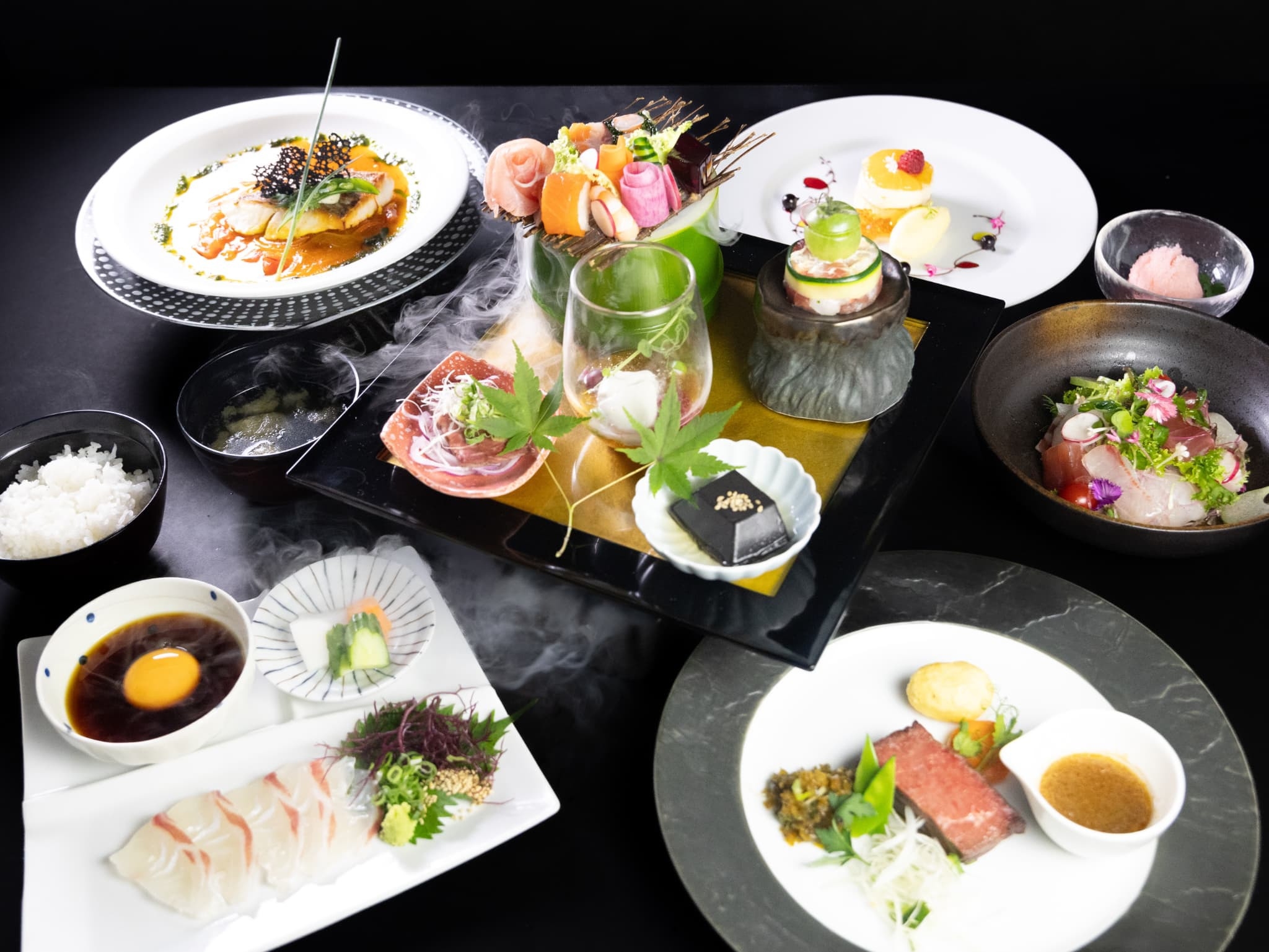 【当館一番人気】瀬戸内会席で味わう和洋食コースと温泉・サウナの贅沢時間〈朝夕付〉