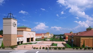 Nasu Garden Outlet ☆ You can buy from brand-name products to souvenirs at a reasonable price ♪