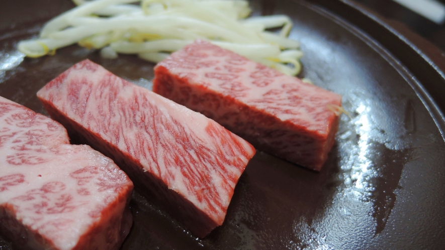 *ご夕食一例◇豊後牛陶板焼ステーキ