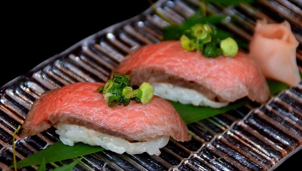【季節の会席A】ハズせない人気の飛騨牛料理付「朴葉味噌ステーキ/郷土料理」「握り寿司」