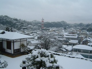 庭園からの景色　冬