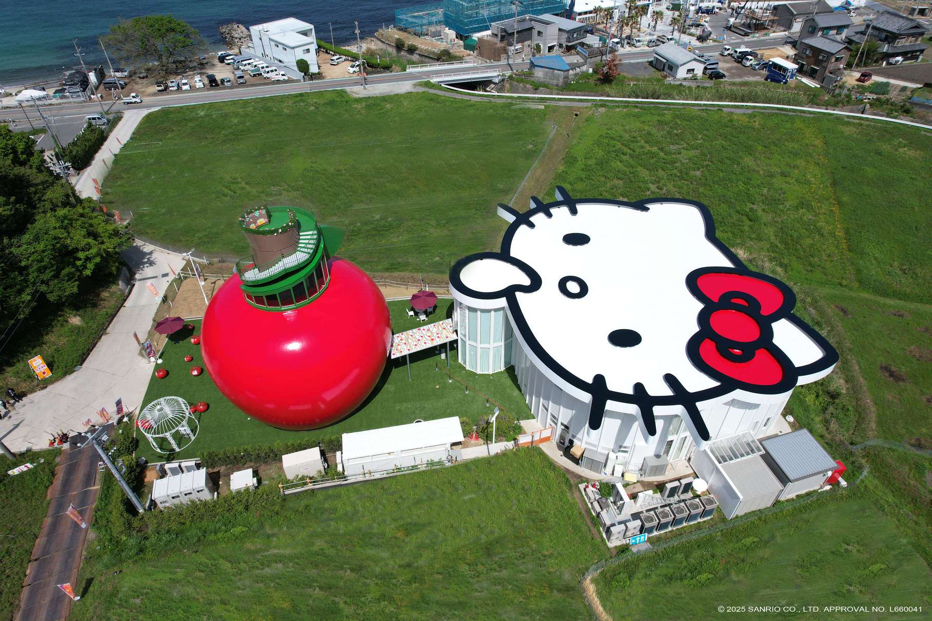 AWAJI HELLO KITTY APPLE LAND　共通入場券付　プラン