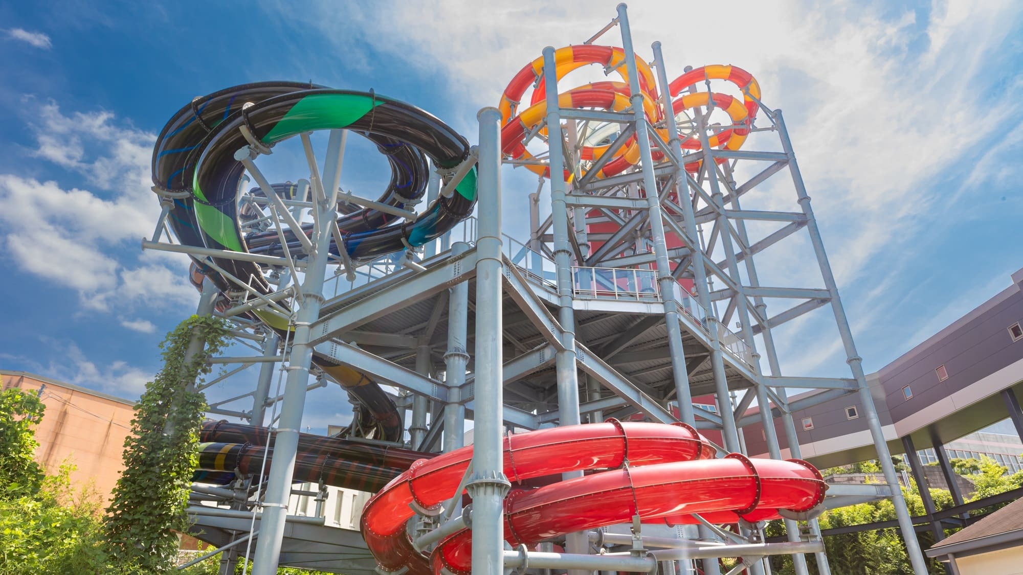 【お子さまも大興奮】心臓バクバク迫力満点！スライダー4種1日乗り放題券付きプラン