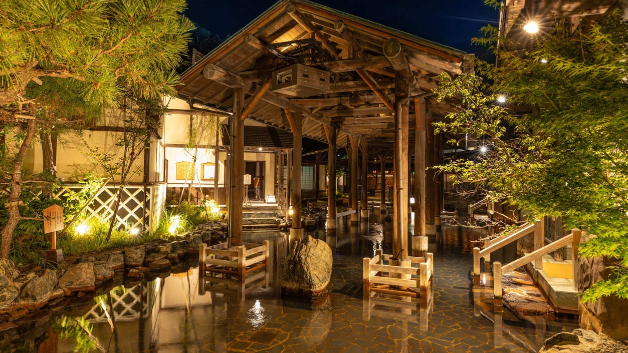 【館内利用券2，000円分付】秋のおでかけキャンペーン！夕食は旬彩福島会席『極御膳』を堪能