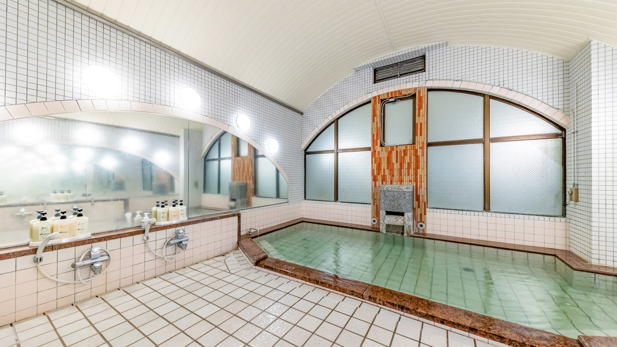 南2号館大浴場「男湯」