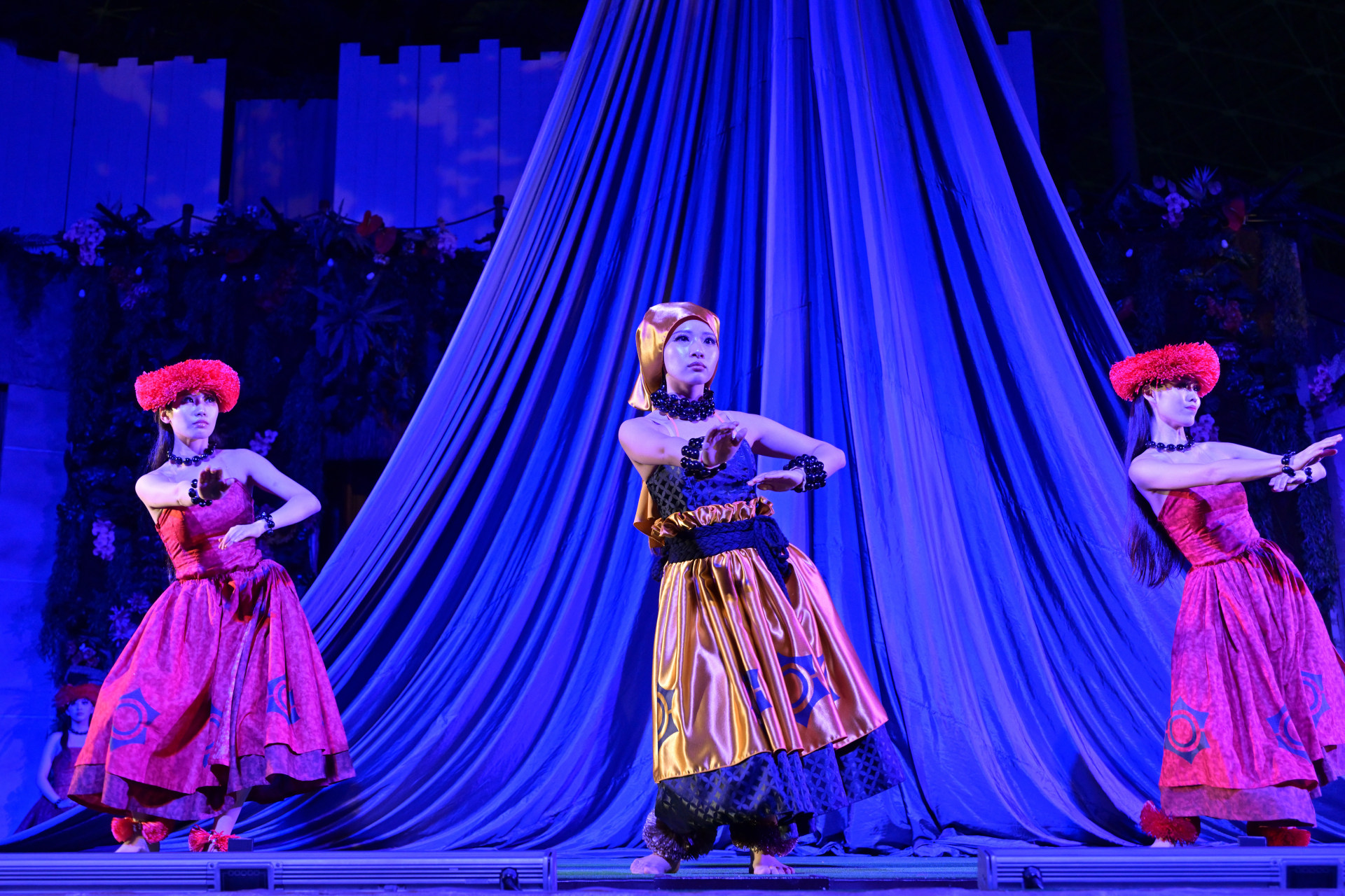 ポリネシアンショー