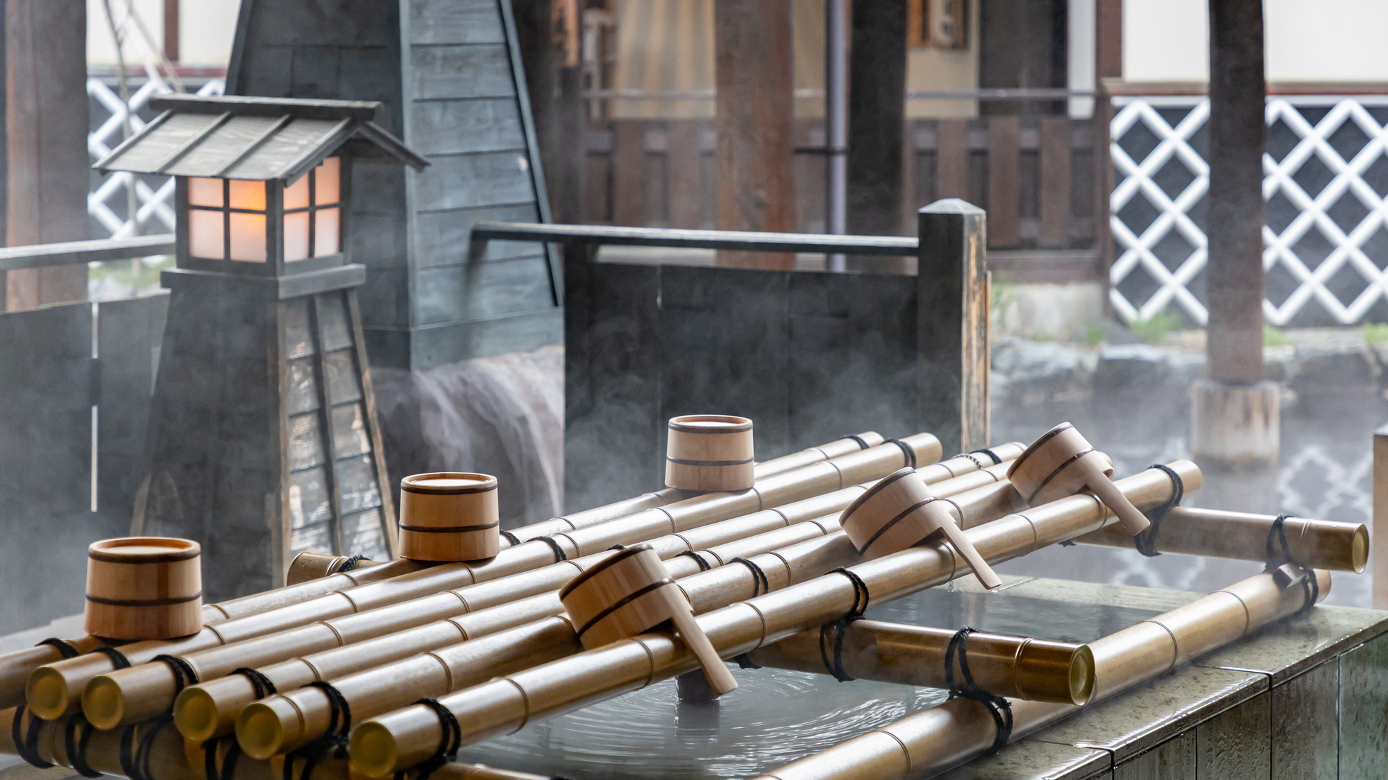 大露天風呂「江戸情話与市」