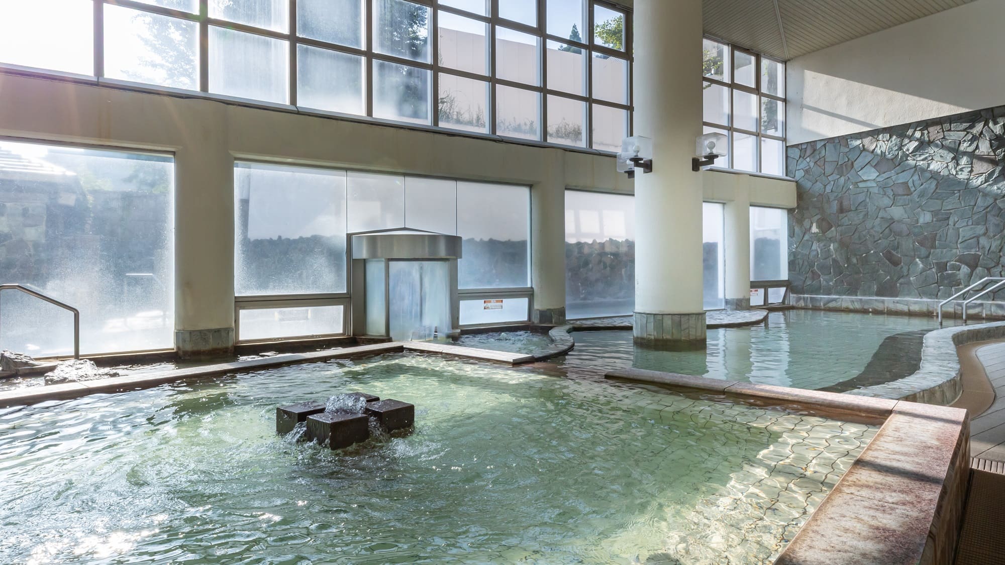 温泉大浴場パレス