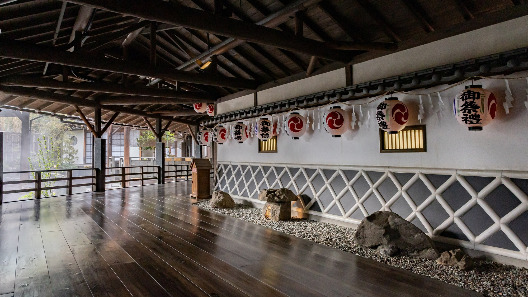 大露天風呂「江戸情話与市」