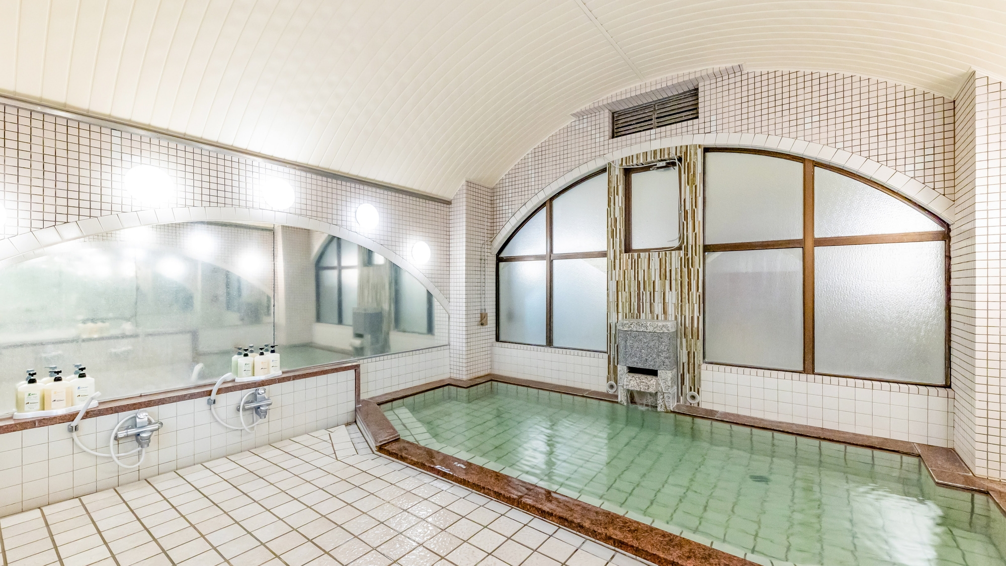 南2号館大浴場「女湯」